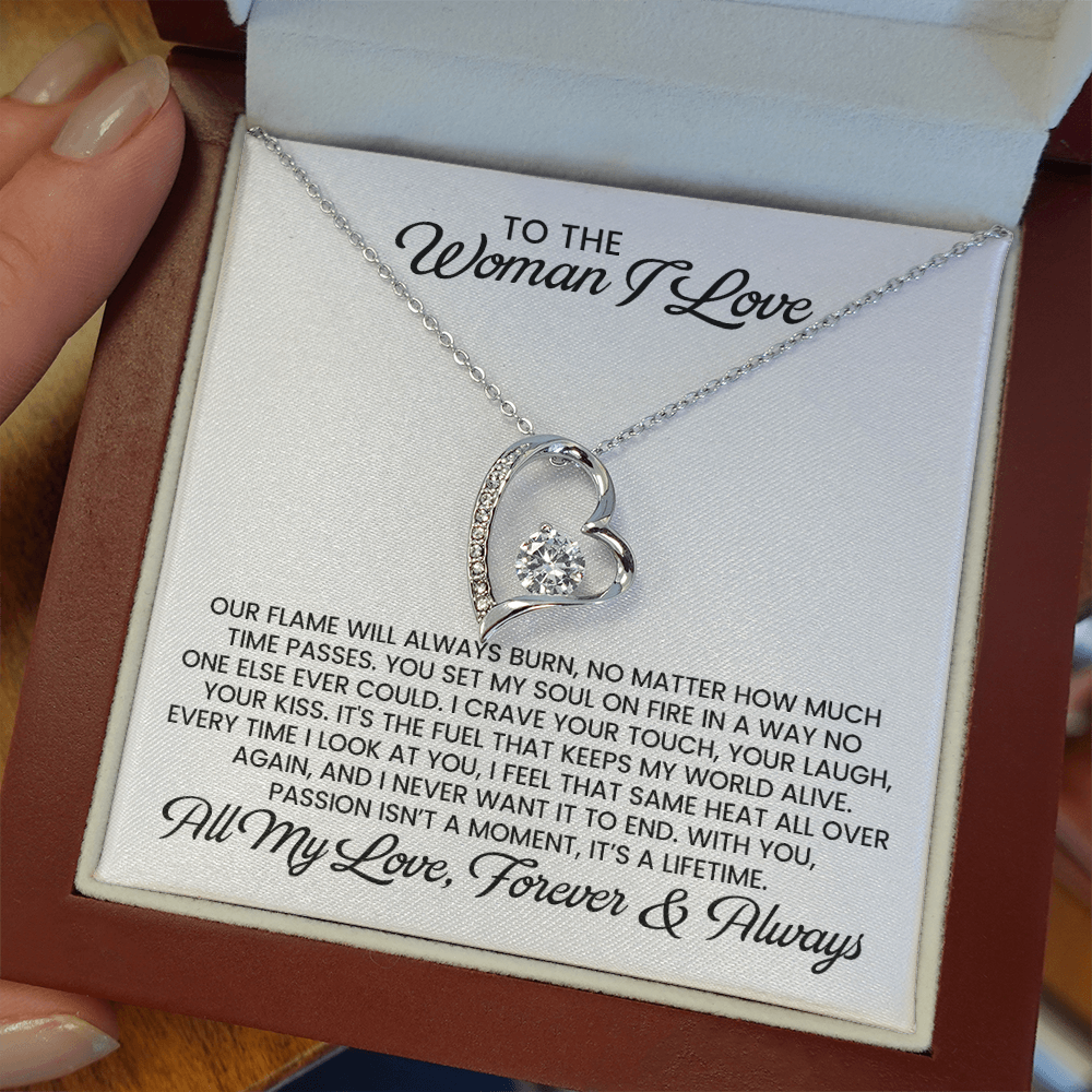 Woman I Love For Wife, Girlfriend, Soulmate - Christmas, Anniversary, Birthday Love Knot Gold Pendant Necklace With Heartfelt Message Card