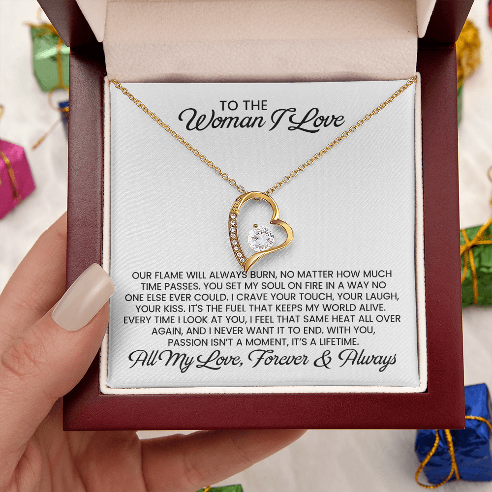Woman I Love For Wife, Girlfriend, Soulmate - Christmas, Anniversary, Birthday Love Knot Gold Pendant Necklace With Heartfelt Message Card