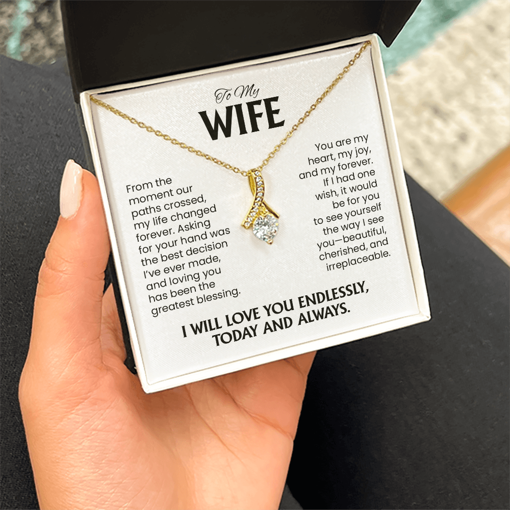 To My Wife Gift For Christmas, Anniversary, Birthday - Alluring Beauty Gold Pendant Necklace With Heartfelt Message Card