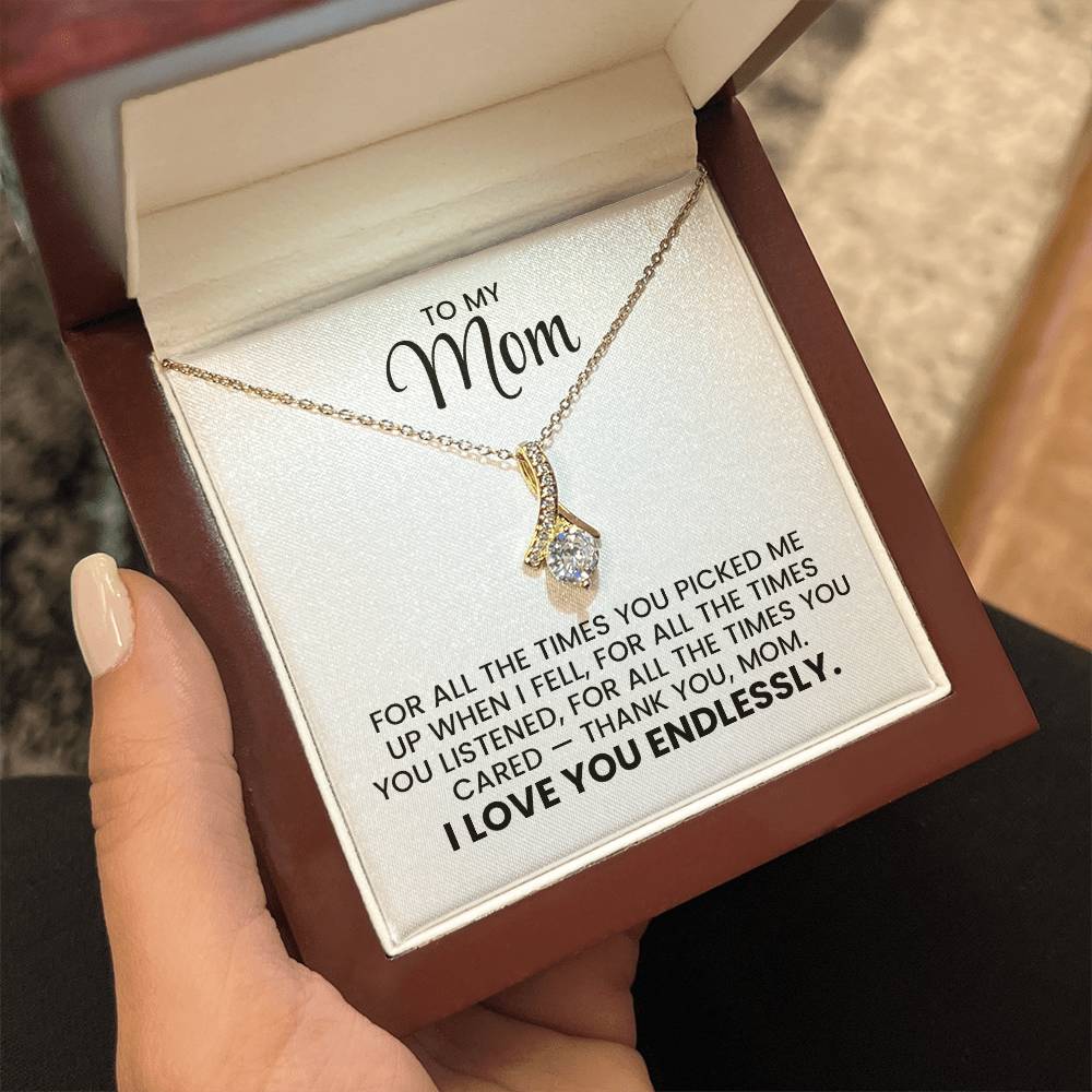 To Mom Christmas, Birthday, Mother's Day Gift - Gold Pendant Necklace With Heartfelt Message Card