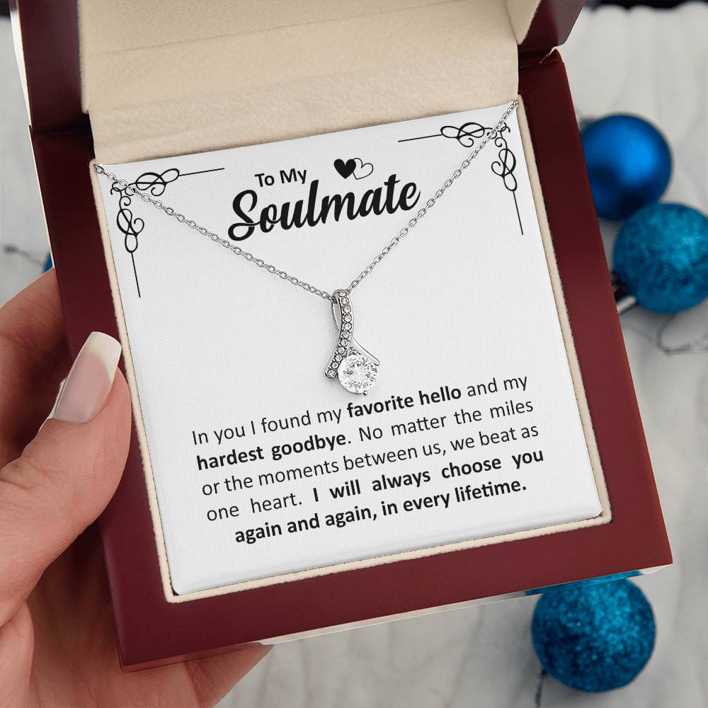 To My Soulmate - Anniversary, Birthday, Christmas Alluring Beauty Gold Pendant Necklace With Heartfelt Message Card