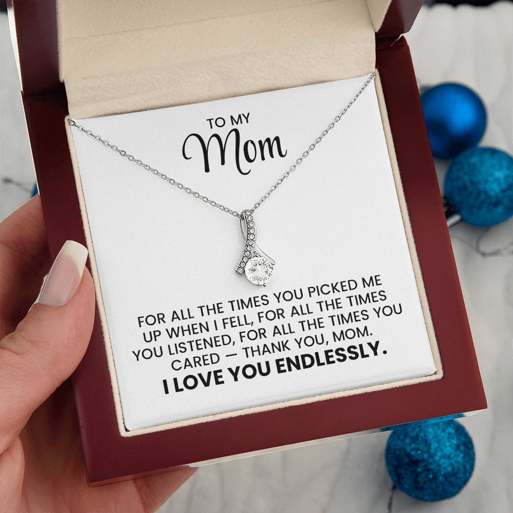 To Mom Christmas, Birthday, Mother's Day Gift - Gold Pendant Necklace With Heartfelt Message Card