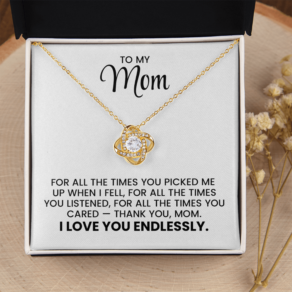 To My Mom - Christmas, Birthday, Mother's Day Gold Pendant Love Knot Necklace Gift With Heartfelt Message Card