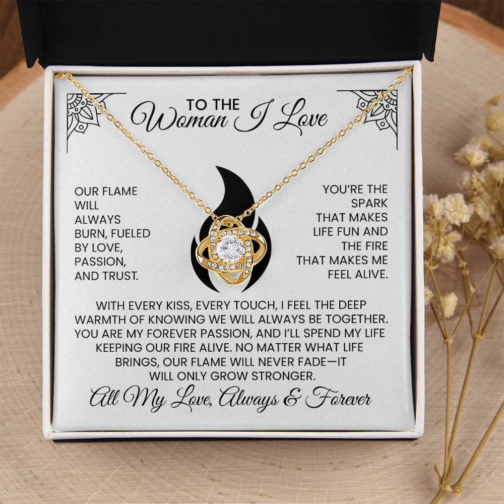 To The Hot Woman I Love, Christmas, Anniversary, Birthday Gift - Love Knot Necklace With Message Card
