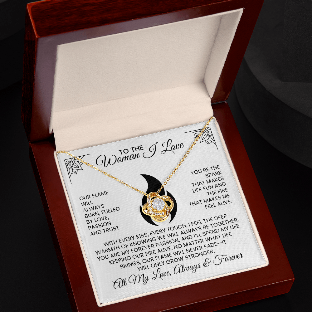 To The Hot Woman I Love, Christmas, Anniversary, Birthday Gift - Love Knot Necklace With Message Card
