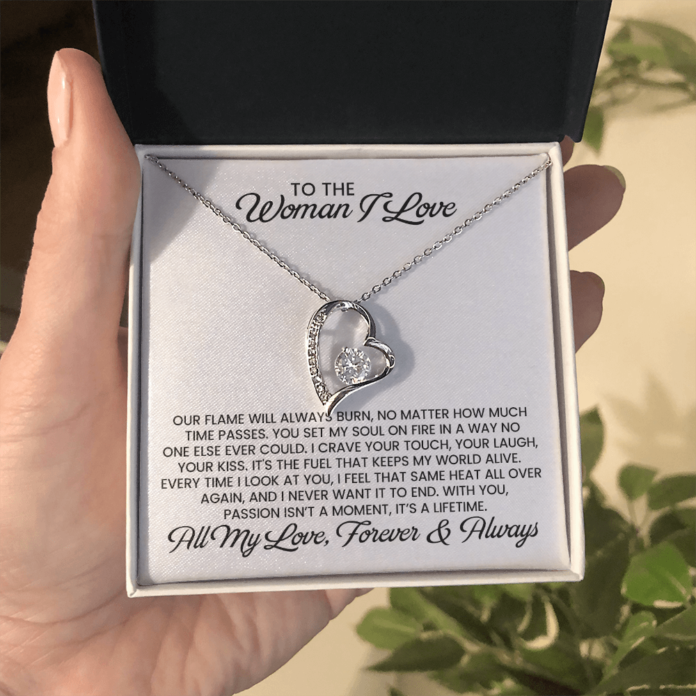 Woman I Love For Wife, Girlfriend, Soulmate - Christmas, Anniversary, Birthday Love Knot Gold Pendant Necklace With Heartfelt Message Card