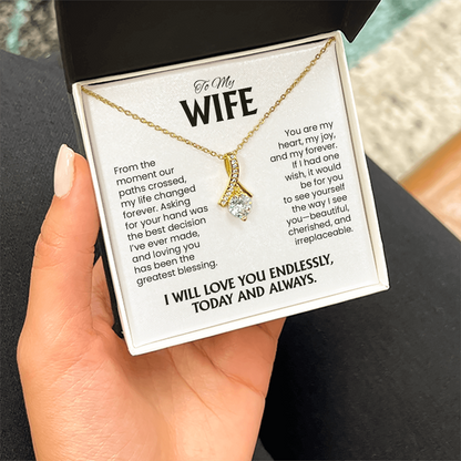 To My Wife Gift For Christmas, Anniversary, Birthday - Alluring Beauty Gold Pendant Necklace  With Heartfelt Message Card