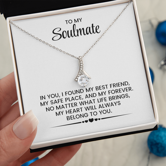 To My Soulmate, Christmas, Anniversary, Birthday Gift - Alluring Beauty Gold Pendant Necklace  With Heartfelt Message Card