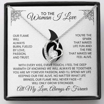 To The Hot Woman I Love Anniversary, Christmas, Birthday Gift - Forever Love Pendant Necklace With Message Card